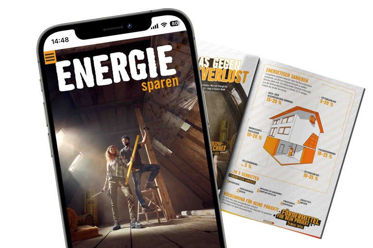 Smartphone affichant des informations sur les économies d'énergie et brochures sur l'efficacité énergétique.