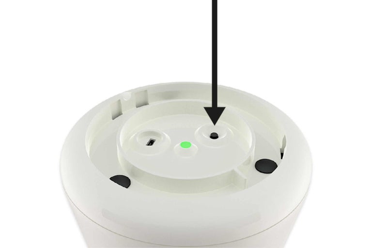 Vue intérieure d'un détecteur de fumée avec instructions de montage