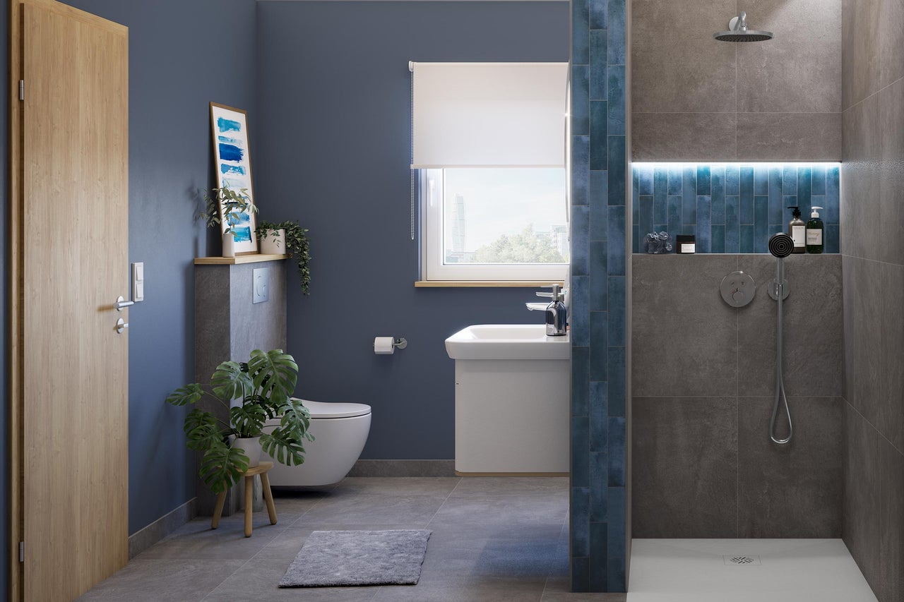Salle de bain moderne avec WC, lavabo et douche