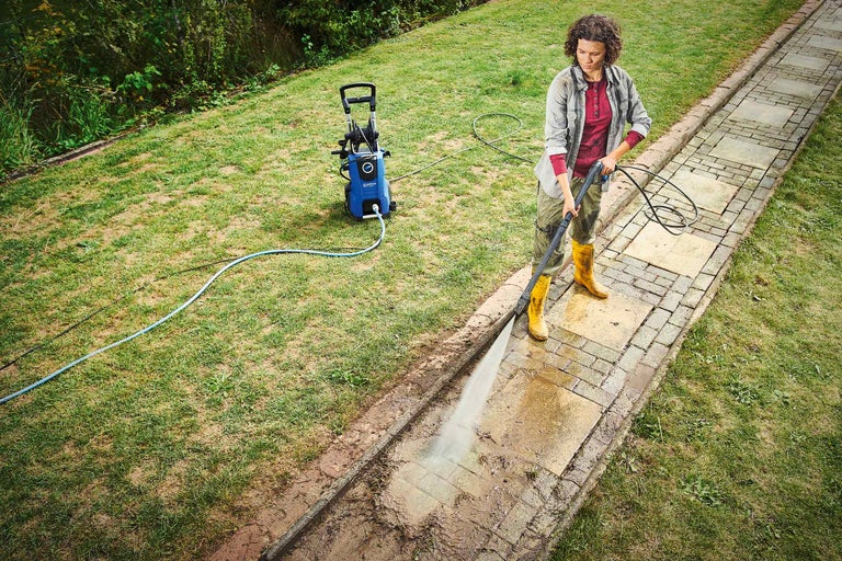 Pflastersteine reinigen