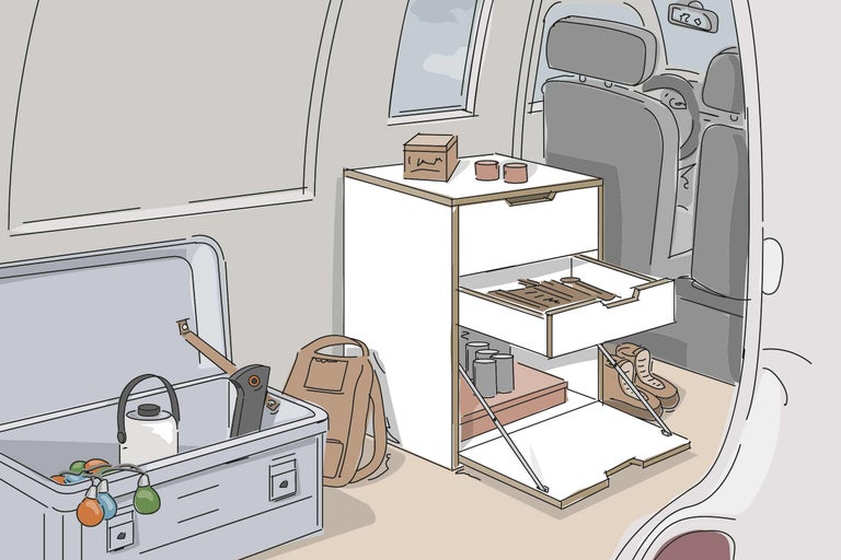 Illustration eines Vans mit Campingausrüstung und Möbeln im Inneren