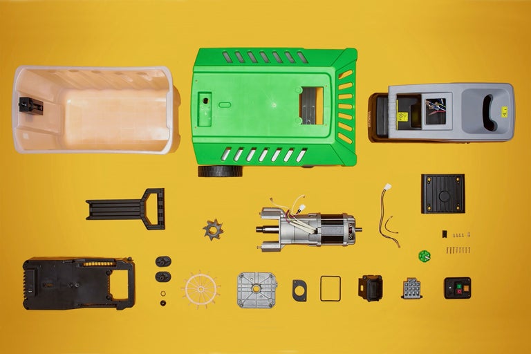 Vue éclatée d'un épandeur avec différentes pièces détachées