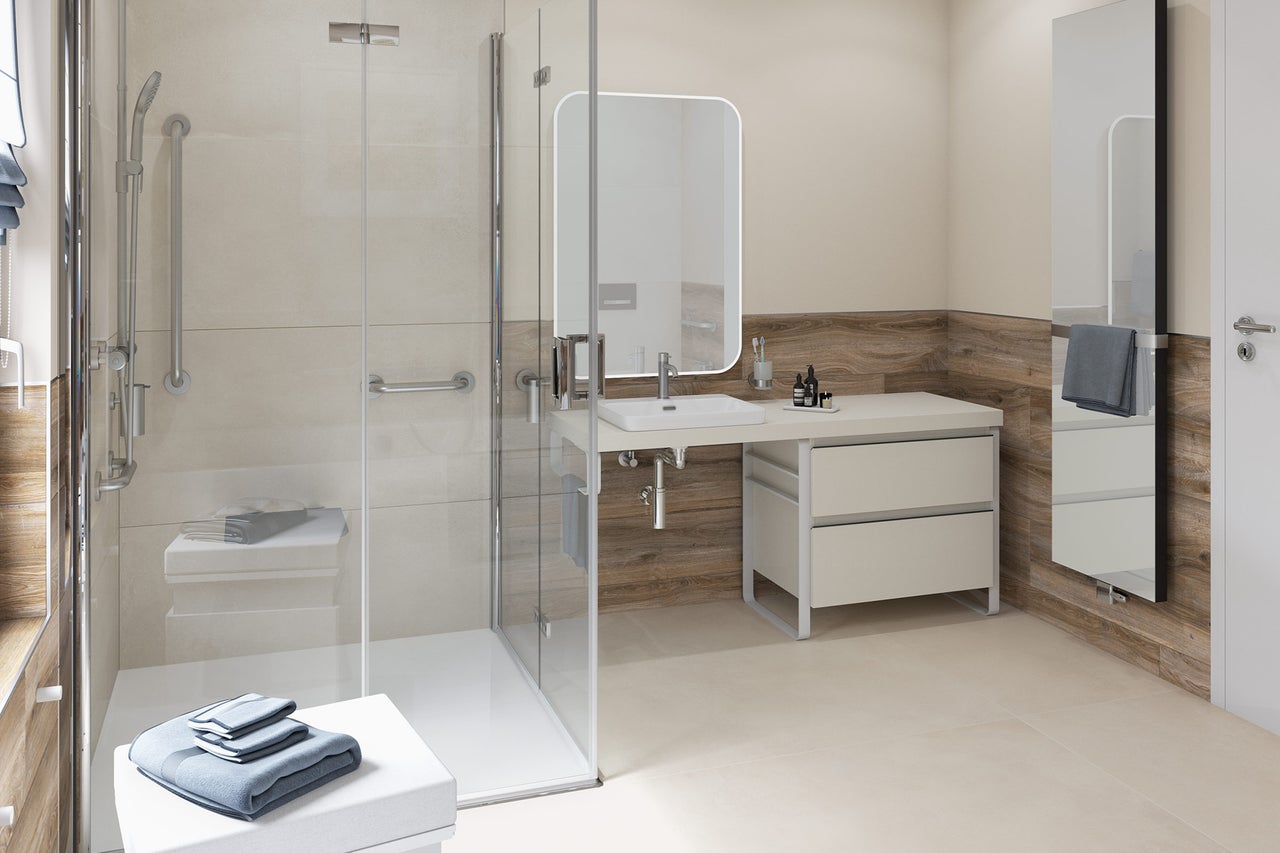 Salle de bain moderne avec douche, meuble sous-lavabo et miroir
