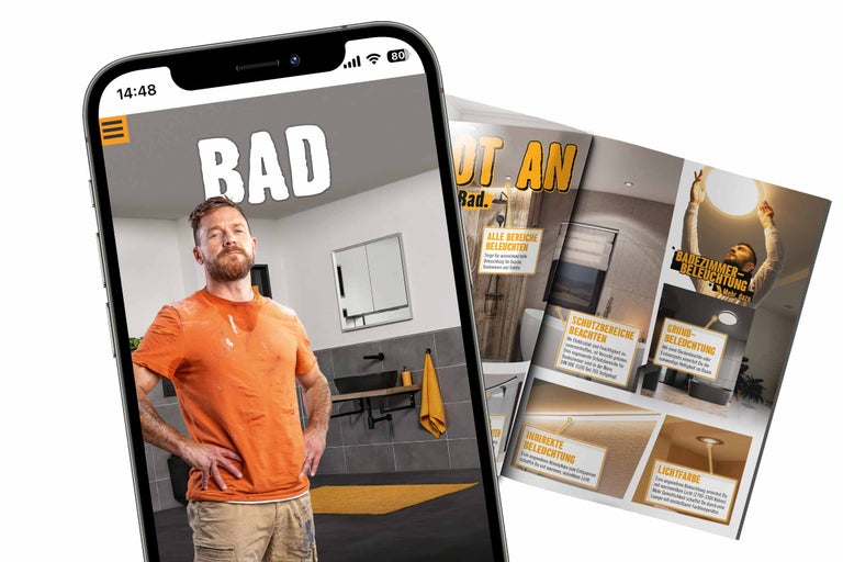 Un smartphone présente une exposition de salle de bains et une brochure sur l'éclairage de salle de bains.