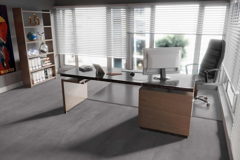 Bureau avec bureau, chaise de bureau, étagère et stores pour fenêtres