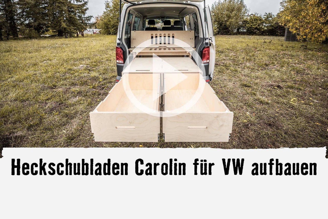 
			Extension arrière avec tiroirs pour bus VW en construction
		