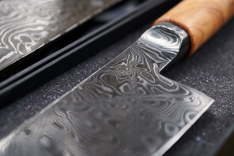 Damastmesser mit Holzgriff in Geschenkbox