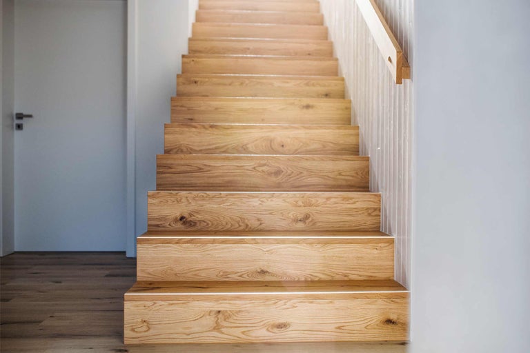 Treppe verkleiden mit Vinyl