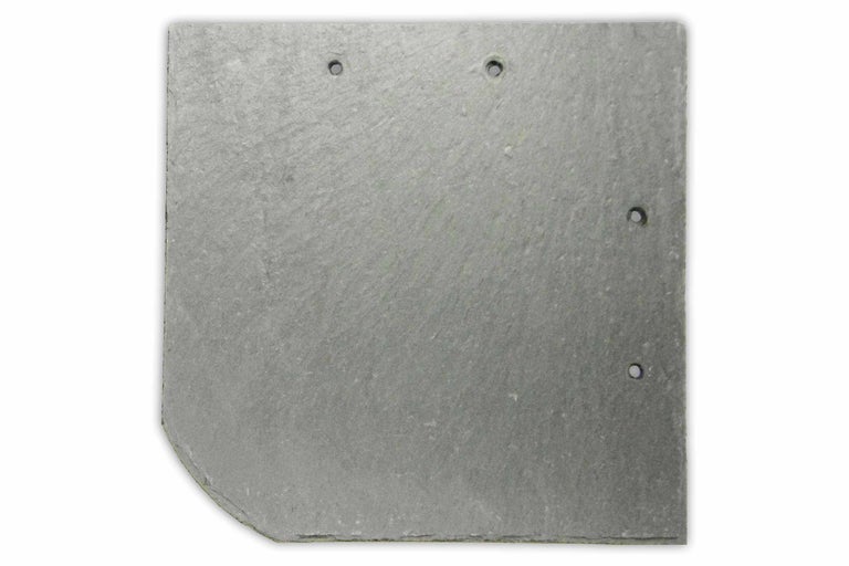Bardeau de toiture rectangulaire en ardoise avec trous de fixation