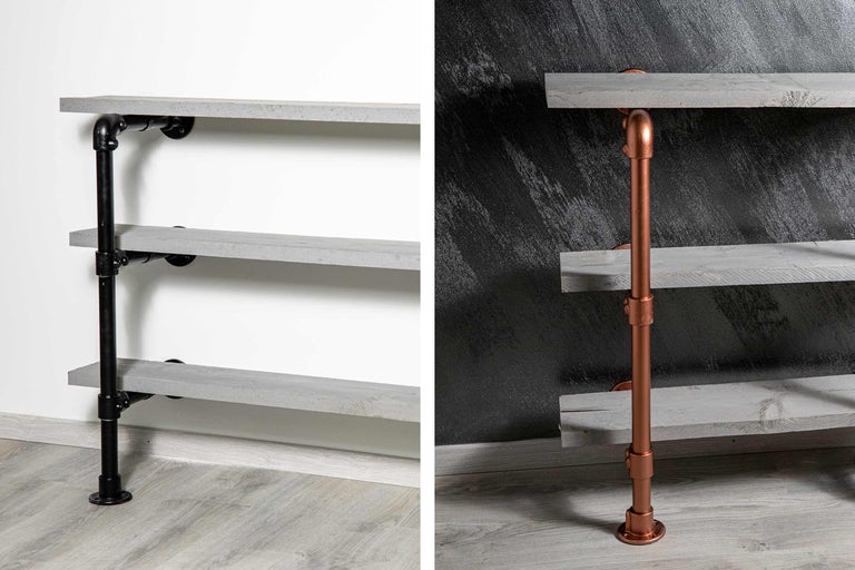 Regal mit Holzablagen und Rohrgestell in zwei Varianten