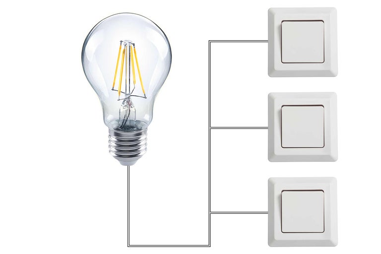 Schéma de circuit avec ampoule et trois interrupteurs