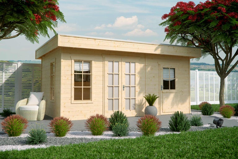 Holz Gartenhaus mit Doppeltür, Fenster und umgebender Gartenlandschaft