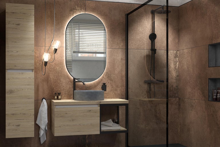 Modernes Badezimmer mit Dusche, Waschtisch, Spiegel und Holzelementen