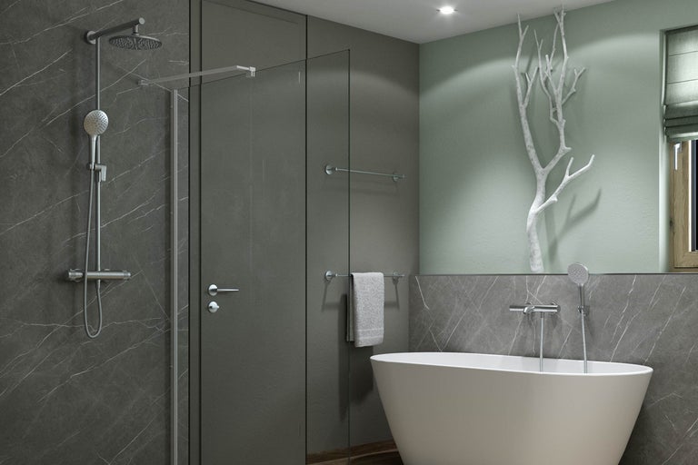 Salle de bains avec douche, baignoire et porte-serviettes pour un aménagement élégant.