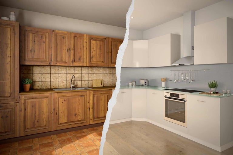 Image de cuisine comparée : cuisine en bois rustique contre cuisine moderne