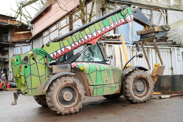 Teleskoplader mit speziellem Design für Baustellenarbeiten