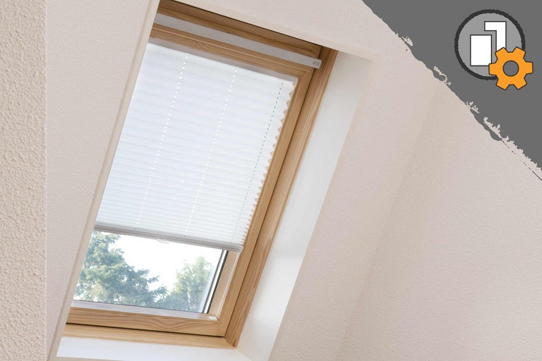 Fenêtre de toit avec store plissé pour l'ombrage