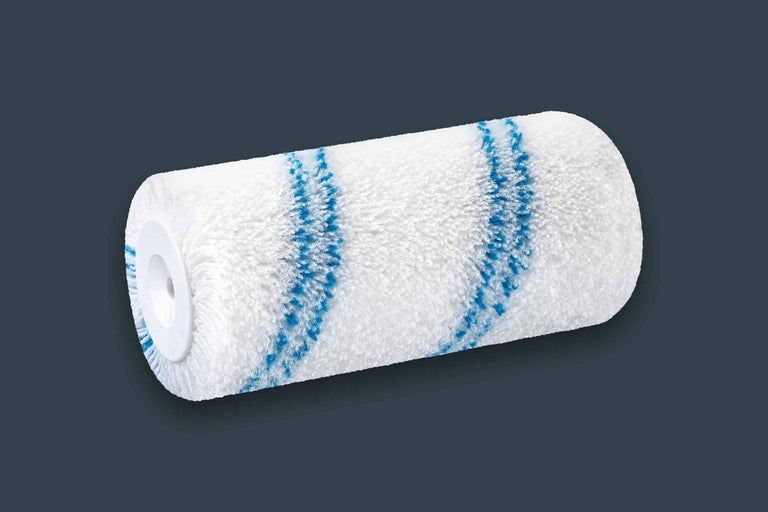 Farbwalze mit blauem Streifenmuster