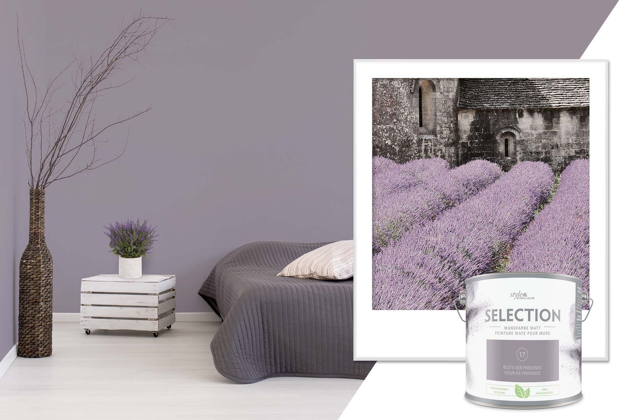 Espace de vie avec lit, décoration et un motif de boîte de peinture Fleur de Provence