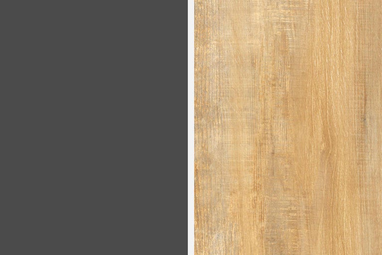 Décor bois et ton gris en comparaison