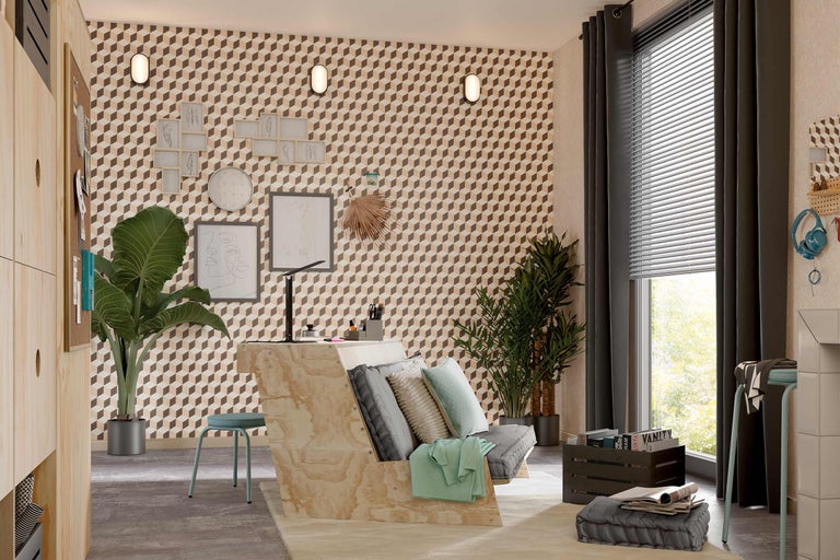 Bureau lumineux avec bureau, chaise, décoration et plantes d'intérieur