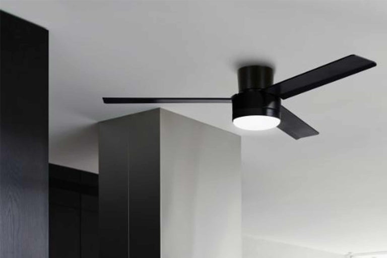 Ventilateur de plafond avec éclairage pour intérieur