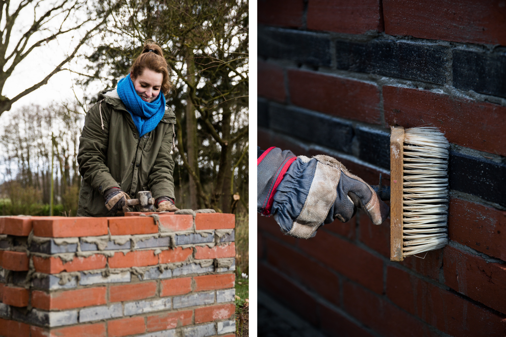 Autorin Esther Acason schlägt mit dem Mauerhammer die Klinkersteine ihres selbst gebauten Gartengrills eben und reinigt die Klinkersteine mithilfe eines feuchten Besens. Autorin Esther Acason schlägt mit dem Mauerhammer die Klinkersteine ihres selbst gebauten Gartengrills eben und reinigt die Klinkersteine mithilfe eines feuchten Besens.