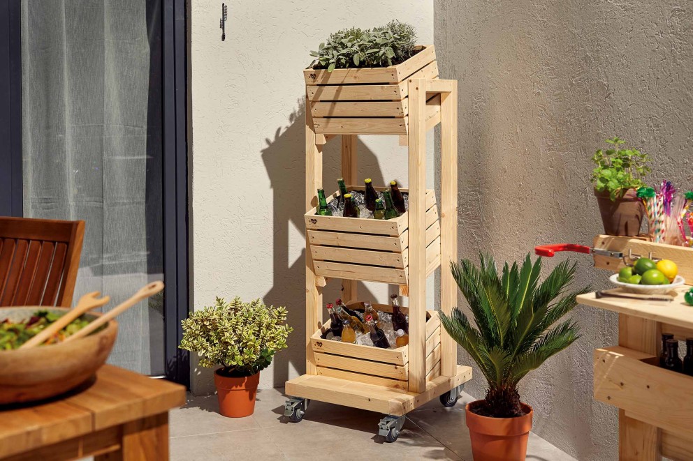 Construire une étagère à plantes mobile avec des caisses de fruits