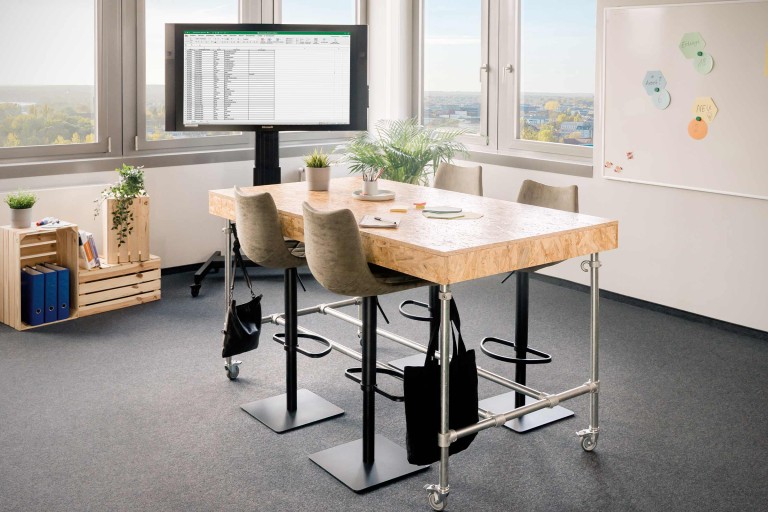 Construire soi-même une table de conférence