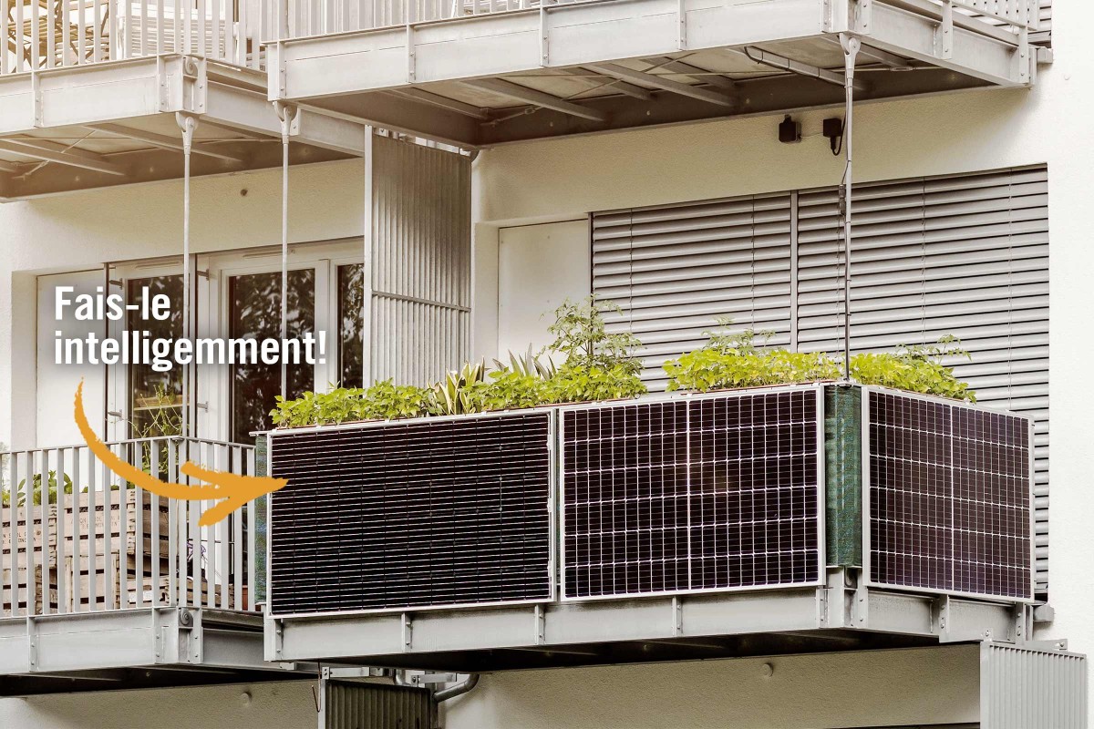 Centrale électrique de balcon en élévation pour 2 modules photovoltaïques  complète