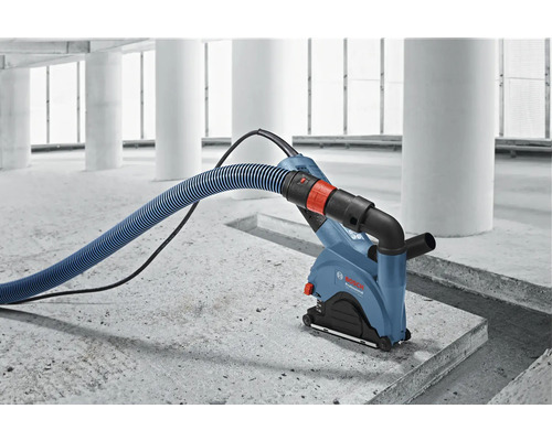 Fraiseuse à rainures murales pour découper des rainures dans le béton