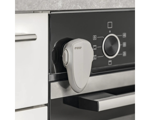 Sécurité enfant sur un four pour la sécurité