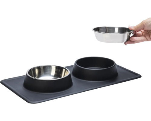 Gamelle pour chien avec deux bols en acier inoxydable sur un tapis