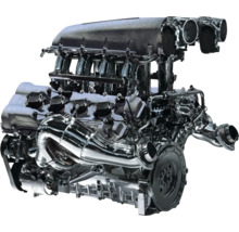 Detailansicht eines Automotors aus Metall.