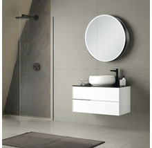 Modernes Badezimmer mit Dusche, Waschtischunterschrank und Spiegel