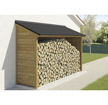 Holzlager aus Holz mit schwarzem Dach, gefüllt mit Holzscheiten