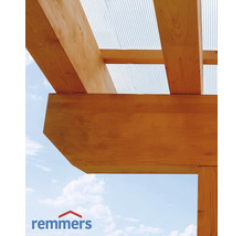 Holzkonstruktion mit durchsichtiger Bedachung und Remmers Logo