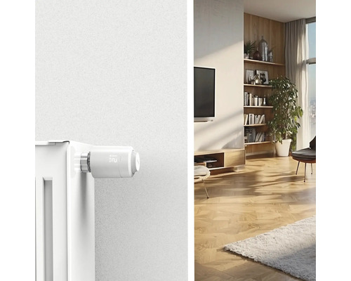 Thermostat de radiateur numérique sur radiateur dans un espace de vie