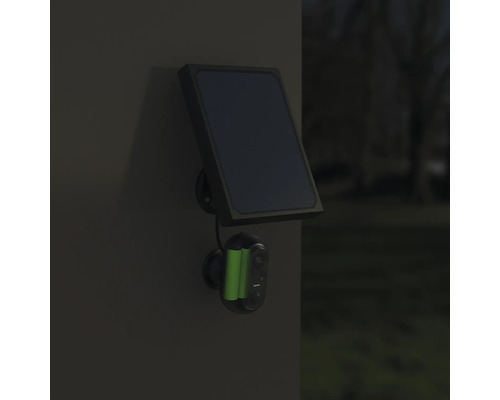 Solarbetriebene Überwachungskamera zur Wandmontage