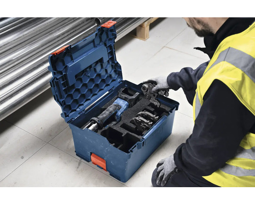 Presszange im Werkzeugkoffer