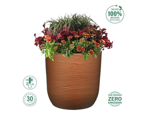 Blumentopf mit Pflanzen, frostsicher und hitzebeständig, hergestellt aus 100 Prozent recyceltem Material