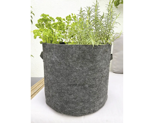 Bac de plantation gris en feutre avec herbes aromatiques