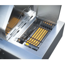 Detailansicht eines Gasgrills mit Grillrost