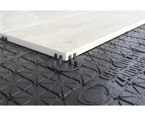 Fliesen auf Granulatt-Platten mit Nivelliersystem