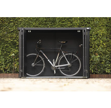 Fahrrad in einer abschließbaren Fahrradbox zur Aufbewahrung im Freien