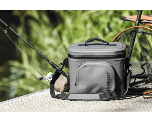 Graue Kühltasche mit Angelzubehör