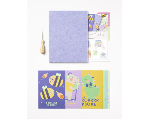 Kit de bricolage avec feutre, outils et cartes à motifs
