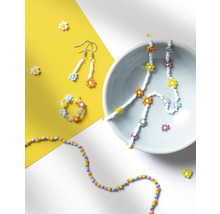 Ensemble de bijoux avec perles, comprenant un collier, des boucles d''oreilles et une bague