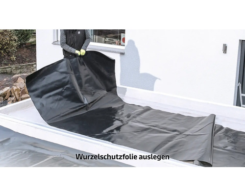 Verlegung einer Wurzelschutzfolie auf einer Dachterrasse