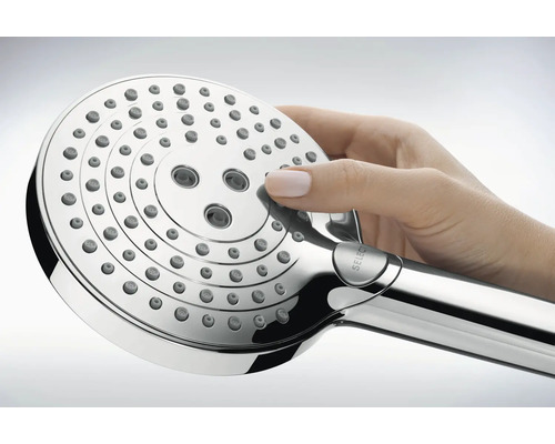 Douchette avec sélecteur de type de jet en main